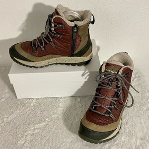 Merrell Antora Waterproof Winter Sneaker Boots Women’s Size 6.5 Marron